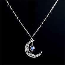 Load image into Gallery viewer, Moon Glowing Necklace - Velvet Visions